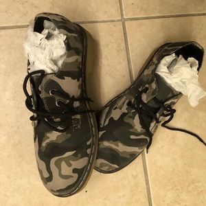 Ladies / Teens shoes